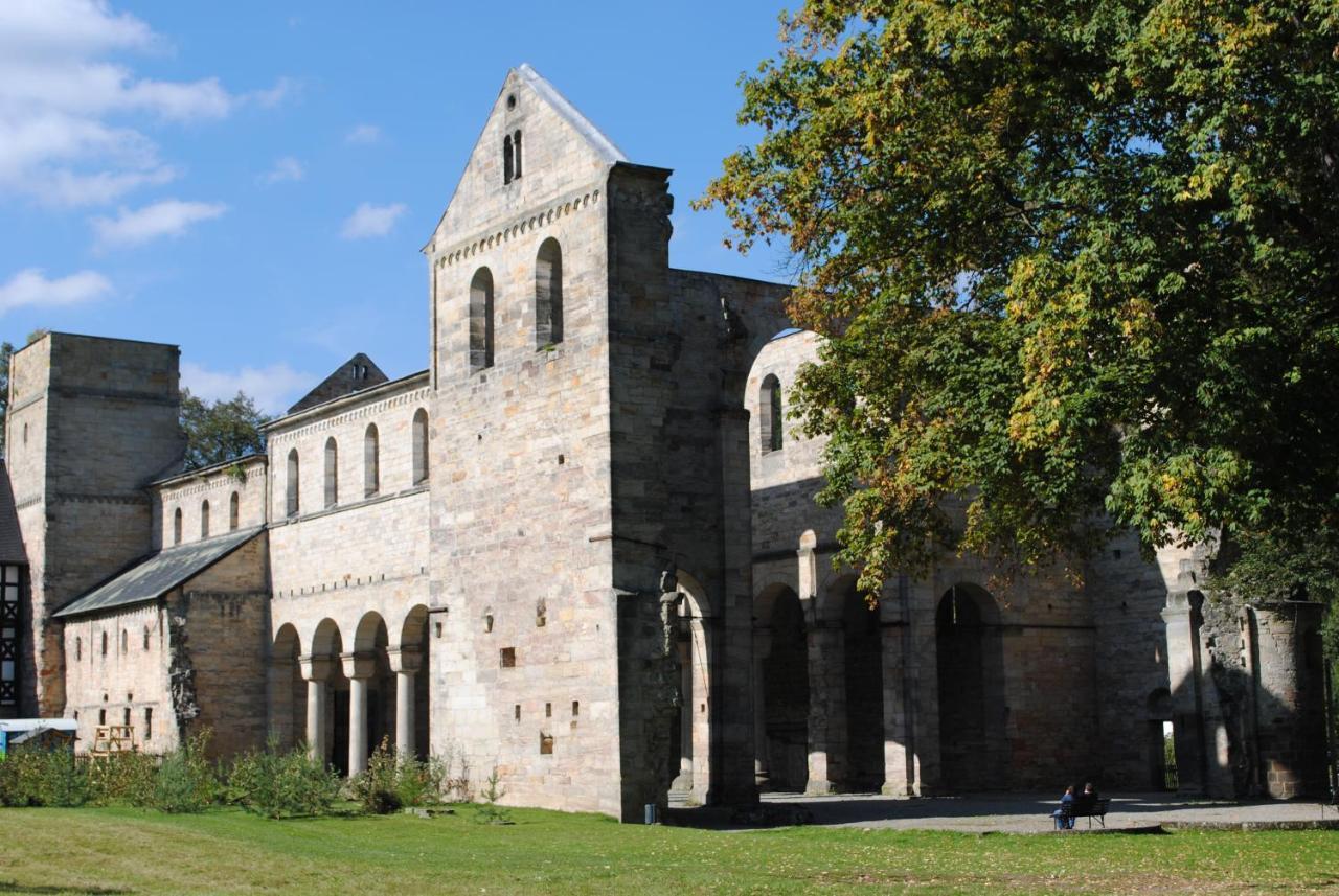 Fewo An Der Klosterruine Paulinzella Mit Kostenfreien Parkplatz Und Wlan Esterno foto